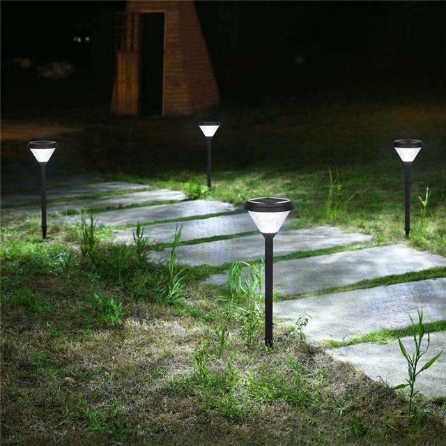 Luz LED solar al aire libre de 3W para césped de jardín