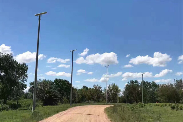 Lámpara de calles solar de 120W de alta potencia en Uruguay